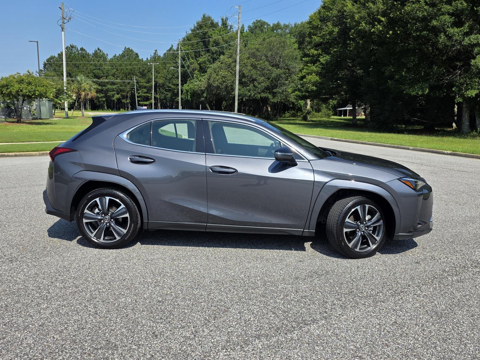 Used 2025 Gray Lexus 300h Premium image 40
