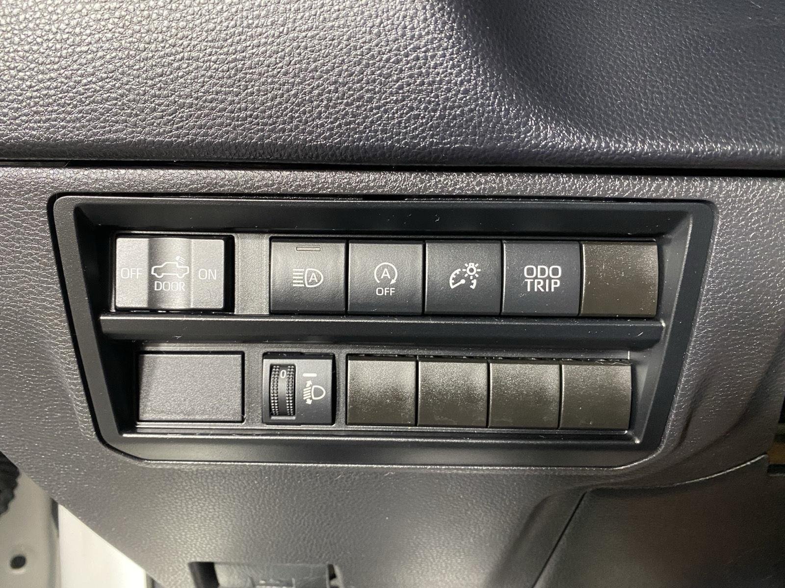 Used 2024 Ice Cap Toyota SR5 image 20