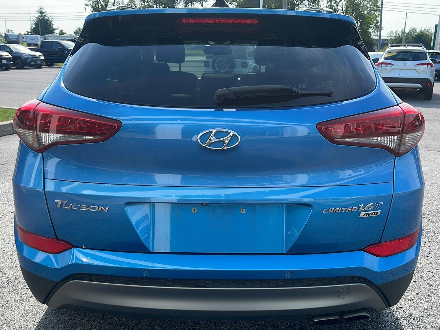 Used 2016 Caribbean Blue Hyundai Limited image 5