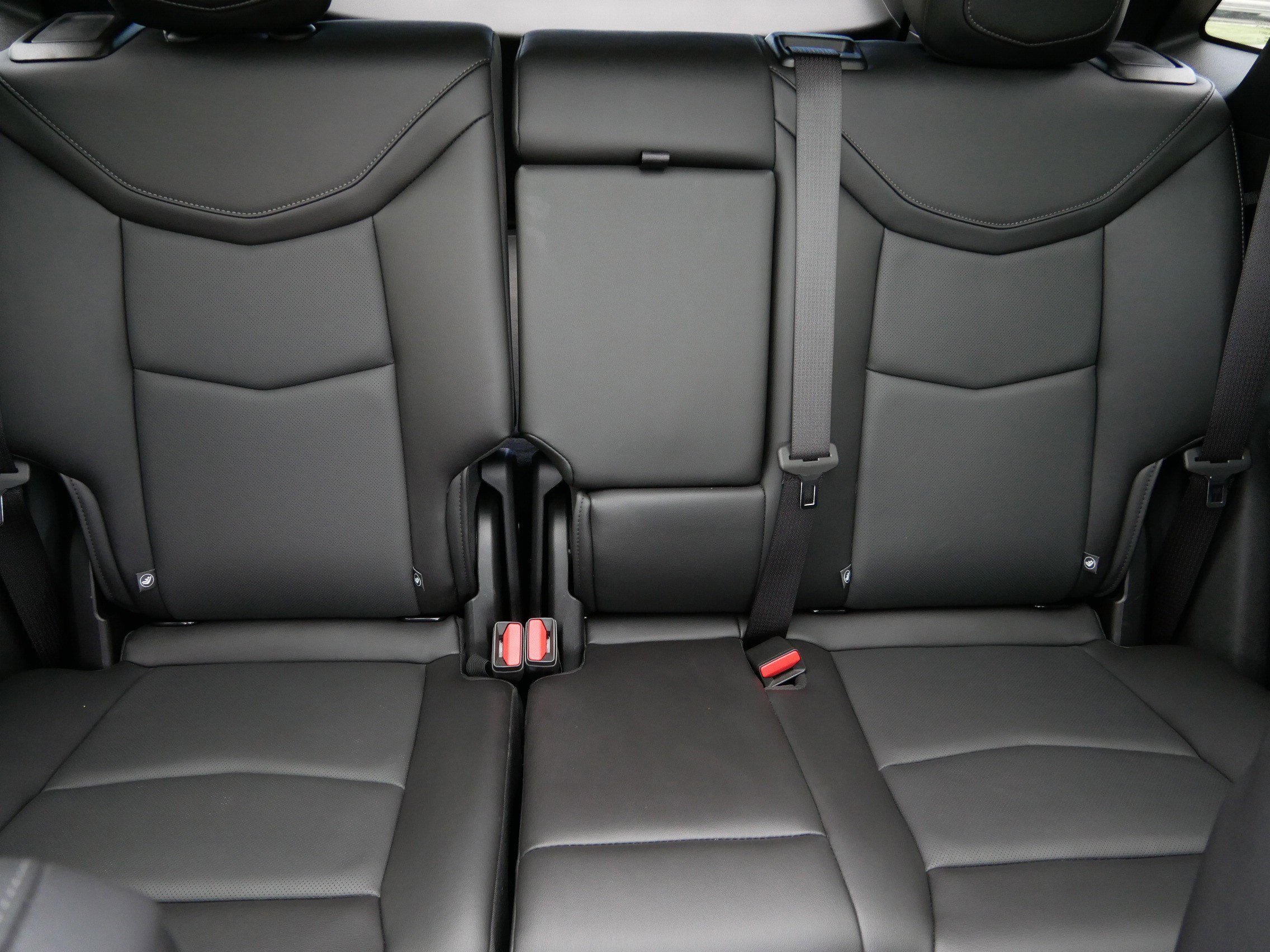 Used 2023 Wilder Metallic Cadillac Sport image 13