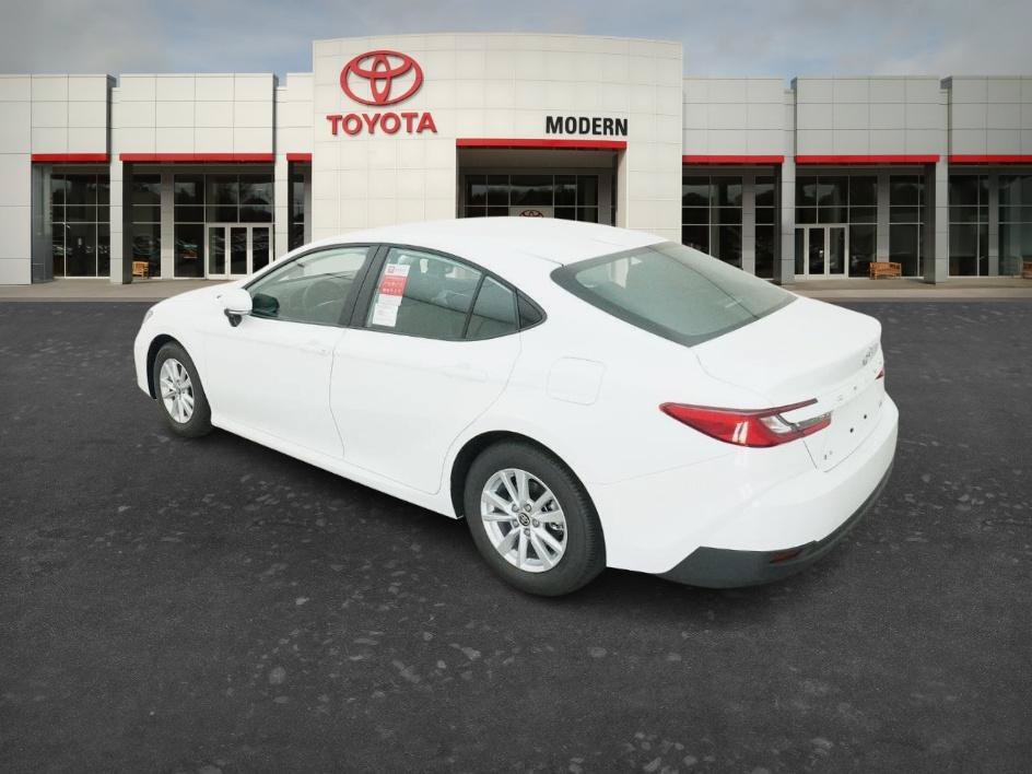 New 2026 Ice Cap Toyota LE image 7
