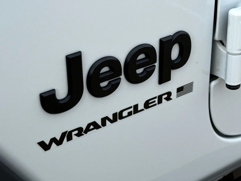Used 2024 White Jeep Sport image 6