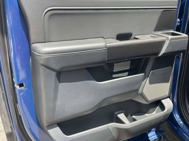 Used 2022 Atlas Blue Metallic Ford XLT image 36