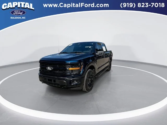 Used 2024 Blue Ford XLT image 4