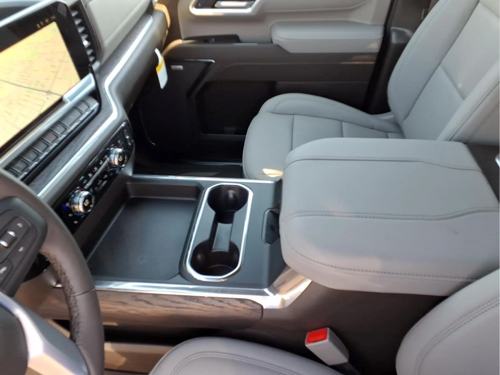 New 2026 Summit White GMC SLT image 21