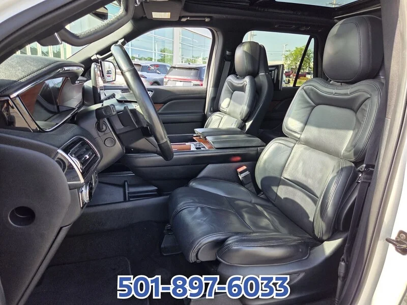 Used 2020 White LINCOLN RESERVE 4X4 image 9