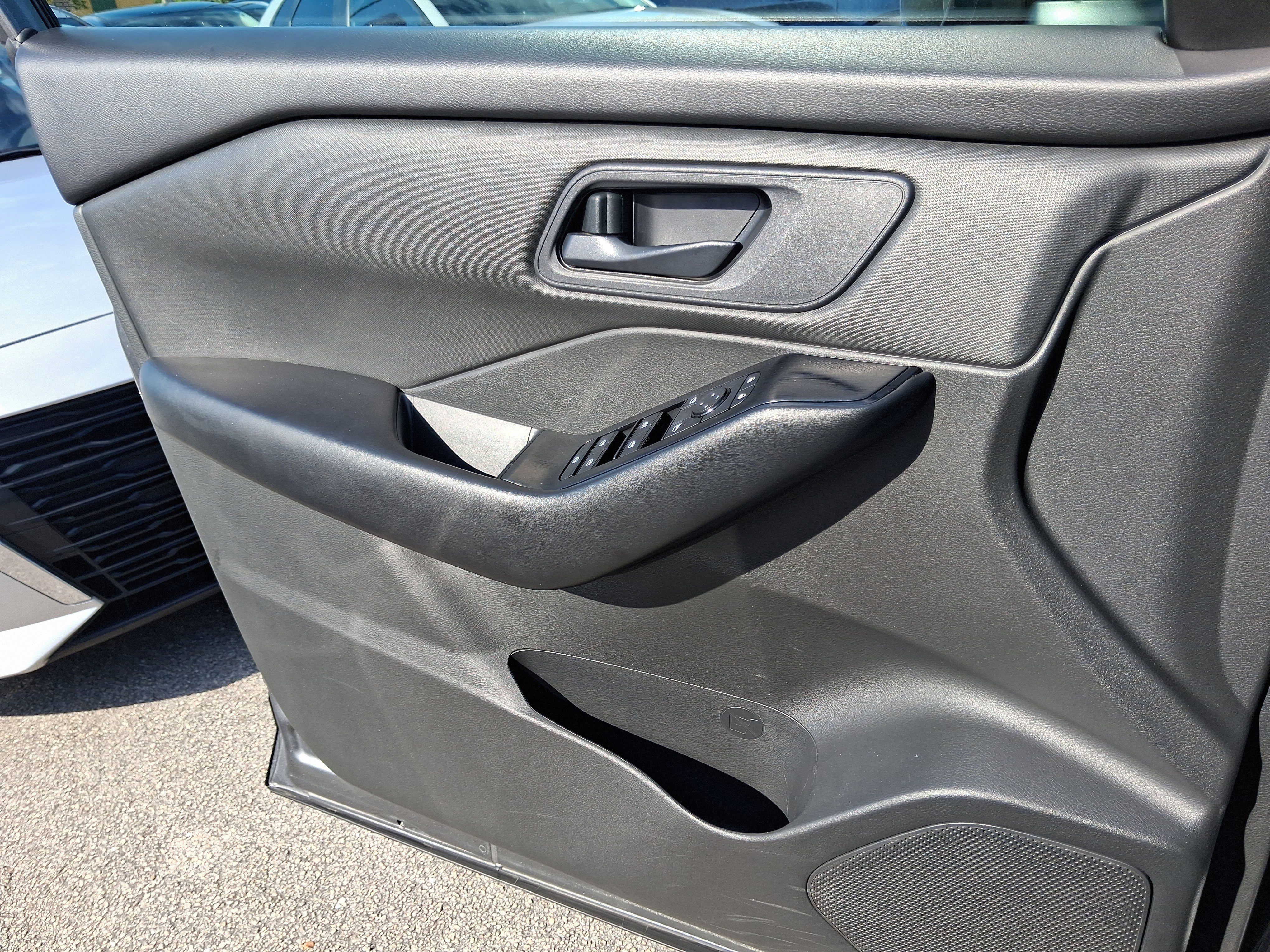 Used 2024 Gray Nissan S image 16