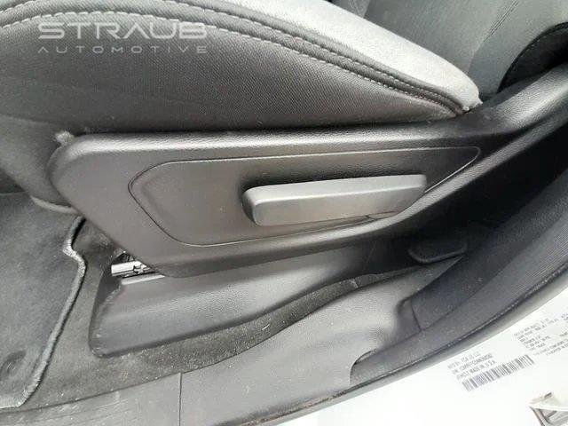 Used 2022 Bright White Clearcoat Ram Big Horn image 37
