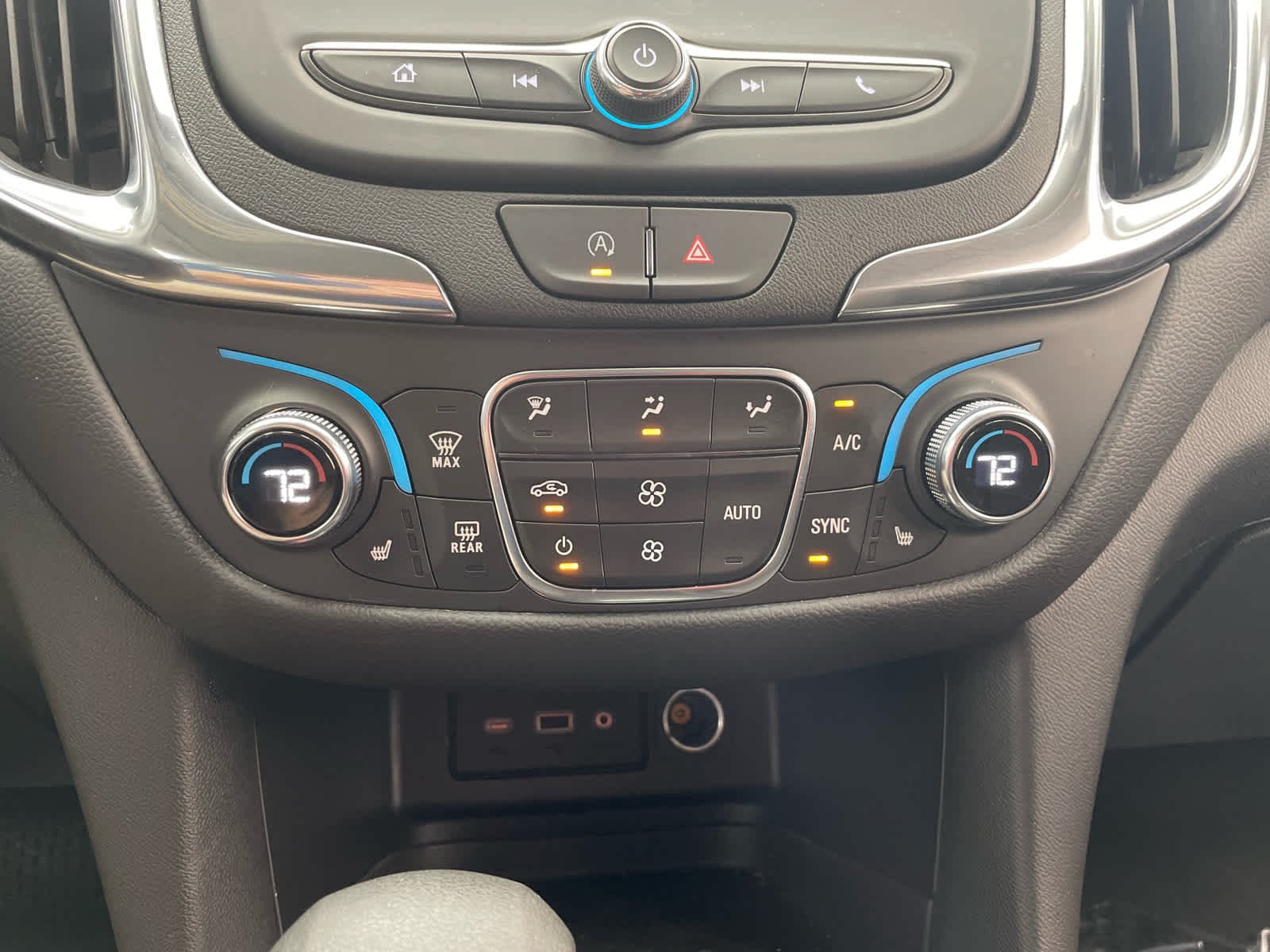 2024 Chevrolet Equinox LT - Photo 5