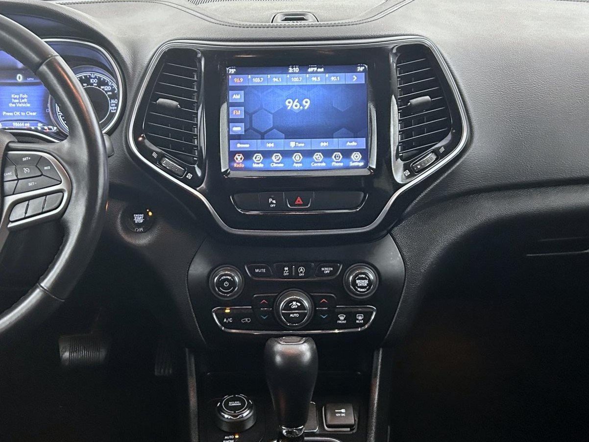 Used 2019 Black Jeep Limited image 12