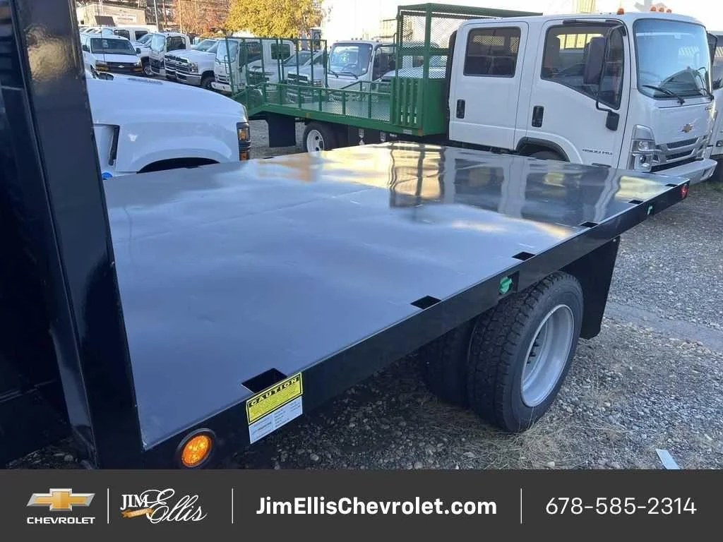New 2024 Summit White Chevrolet Work Truck image 14