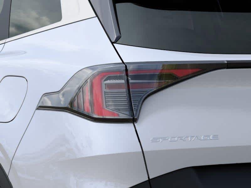 New 2026 GWP/Glacial Whi Kia LX image 11