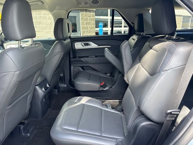 Certified Used 2025 Vapor Blue Ford Active image 33