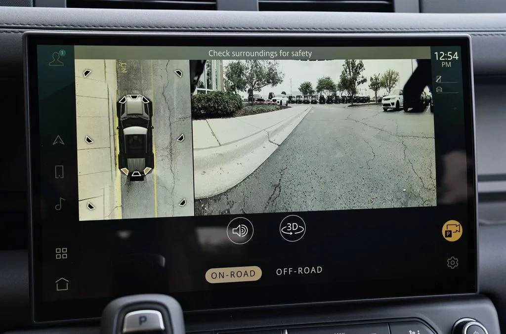 New 2026 Woolstone Green Land Rover S image 23