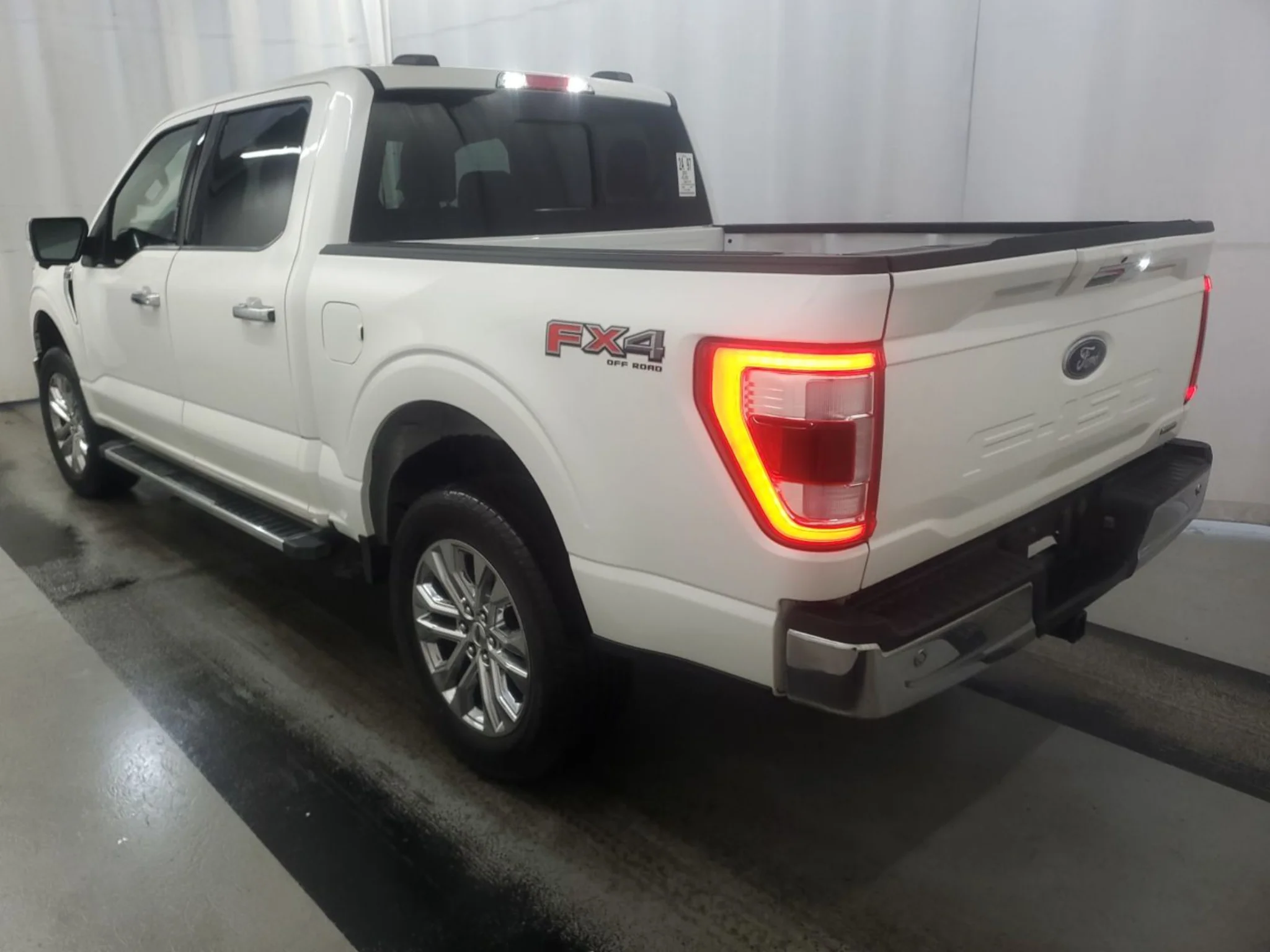 Used 2023 Star White Ford LARIAT image 3