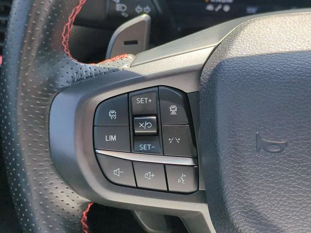 Used 2024 Gray Ford Raptor image 16