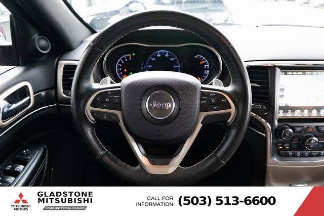 Used 2017 Velvet Jeep Limited image 14