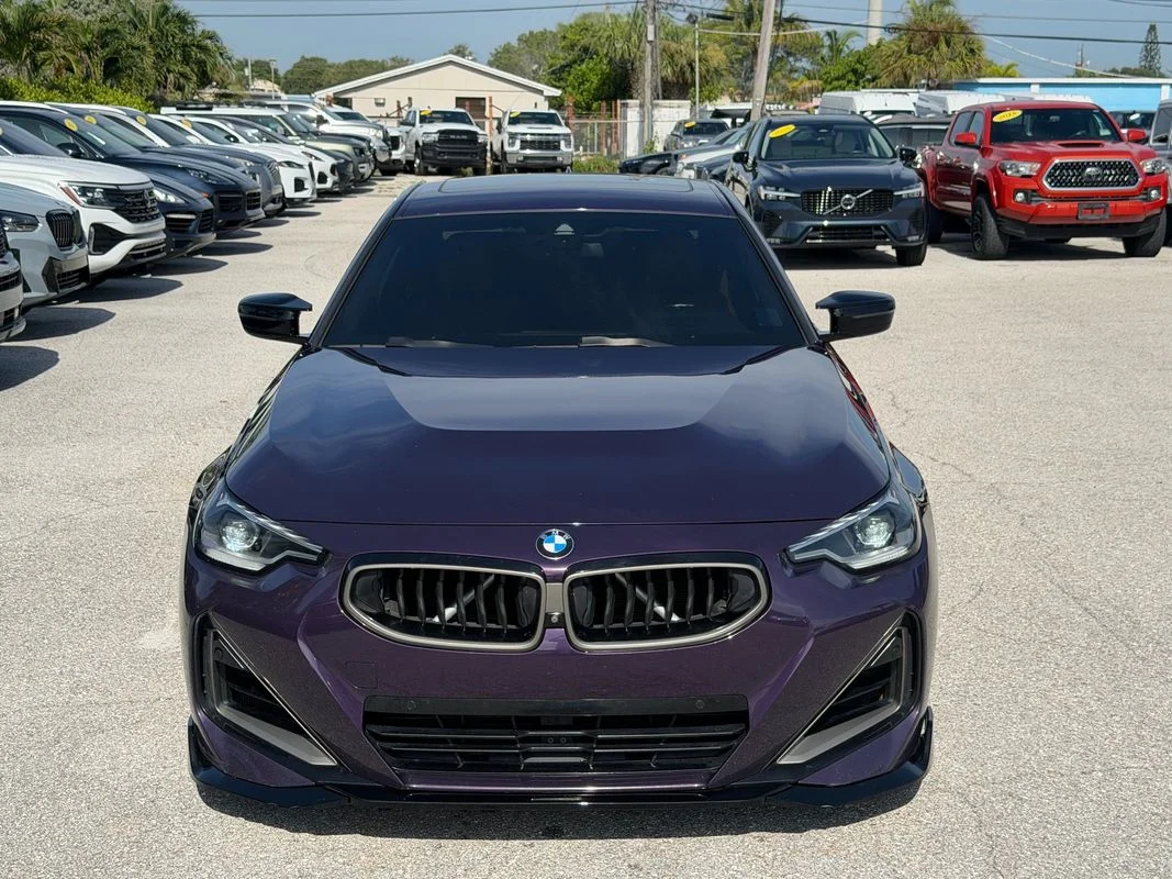 Used 2022  BMW i xDrive image 3