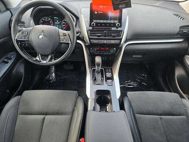 Used 2026  Mitsubishi SE image 11