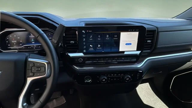Used 2024 Lakeshore Blue Metallic Chevrolet LT (2FL) image 12