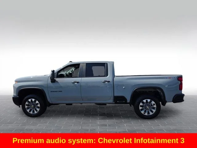 Used 2024 Gray Chevrolet Custom image 5