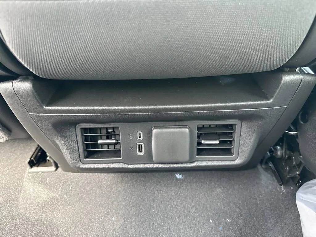 New 2026 Onyx Black GMC Elevation image 21