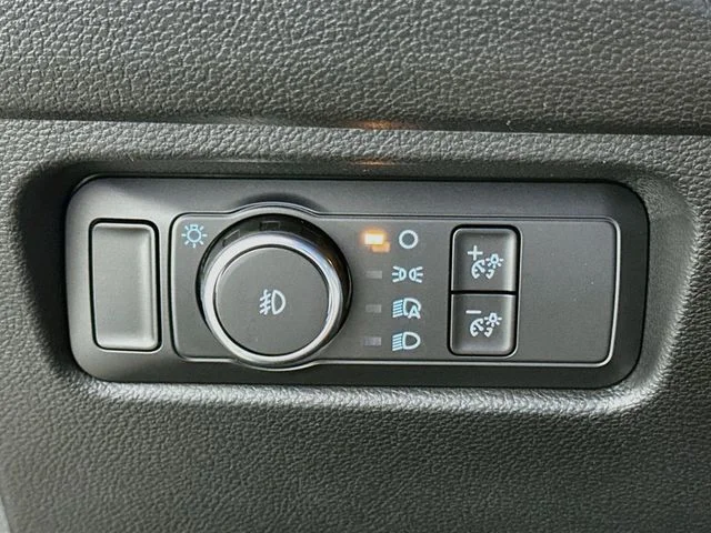 New 2026 Beige Ford XLT image 21