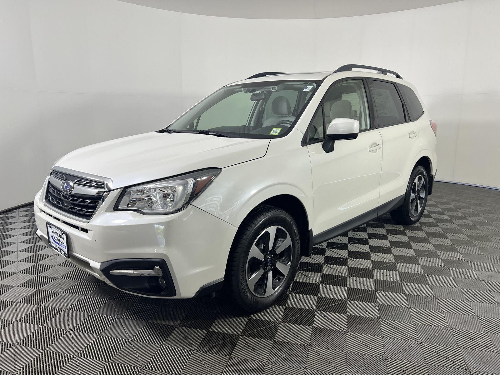 Used 2018 Crystal White Pearl Subaru Premium image 7
