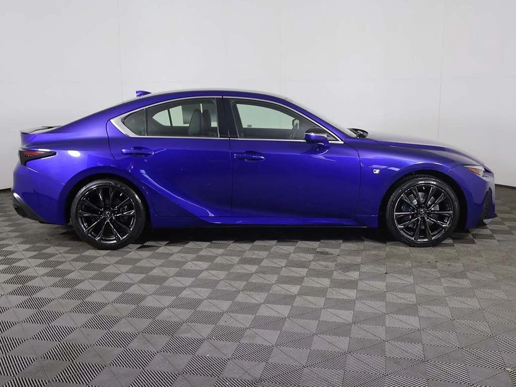 2021 Lexus IS 350 F SPORT - Photo 18