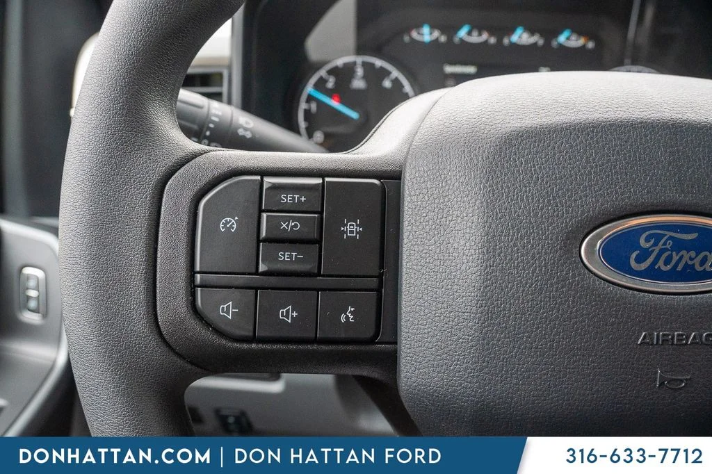 New 2026 Oxford White Ford F-350® XLT image 9