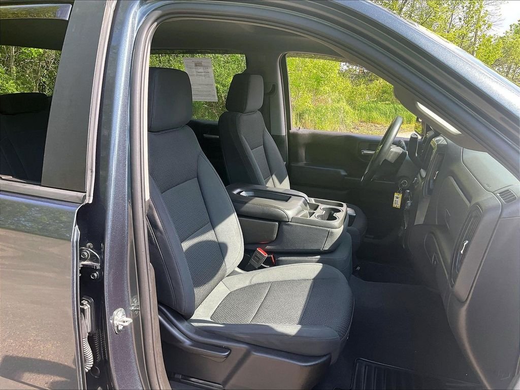 Used 2020 Gray Chevrolet Custom image 11