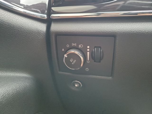 Used 2020 White Jeep Overland image 30