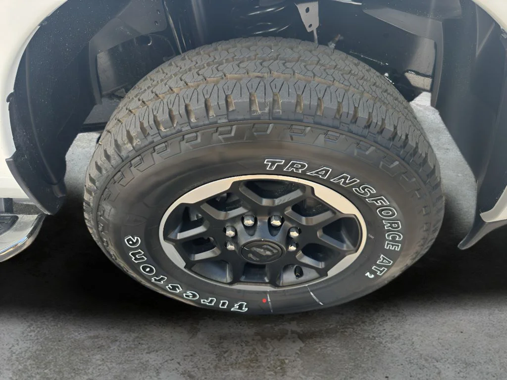 New 2026 Bright White Clear-Coat Exterior Paint RAM Laramie image 37