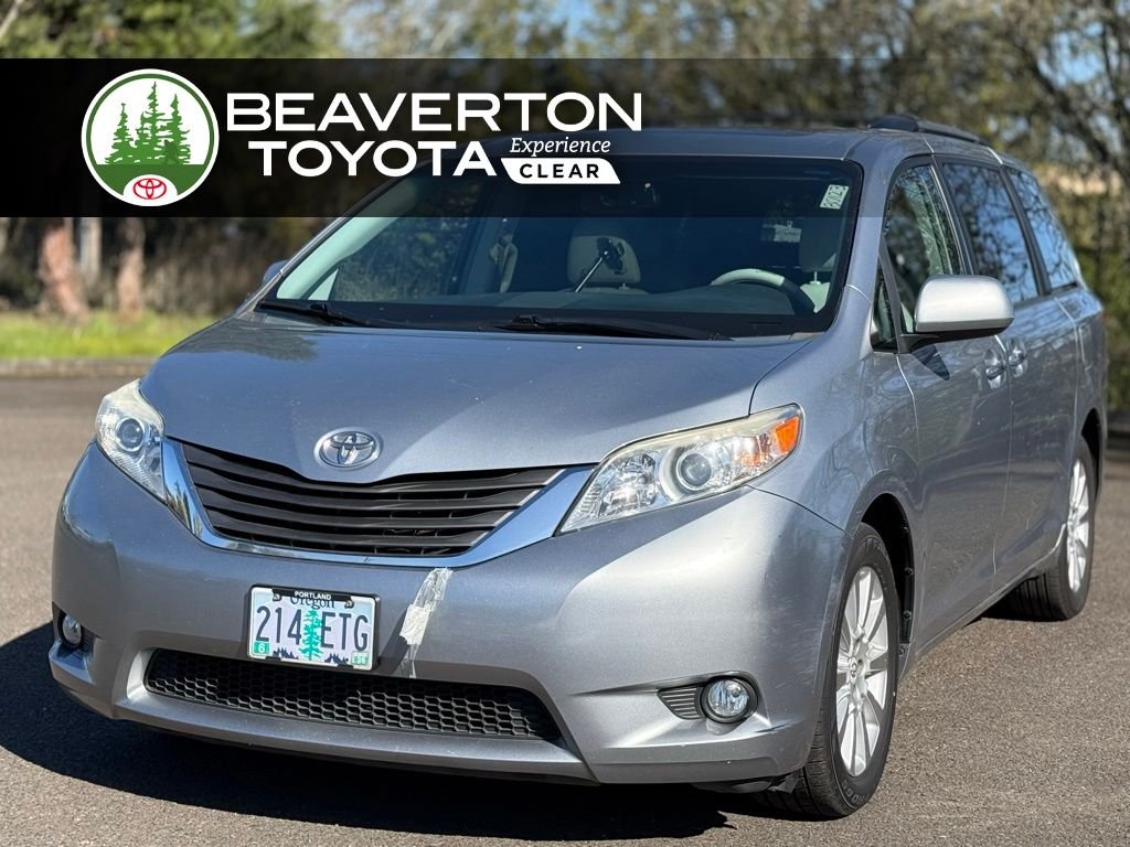 2011 Toyota Sienna XLE