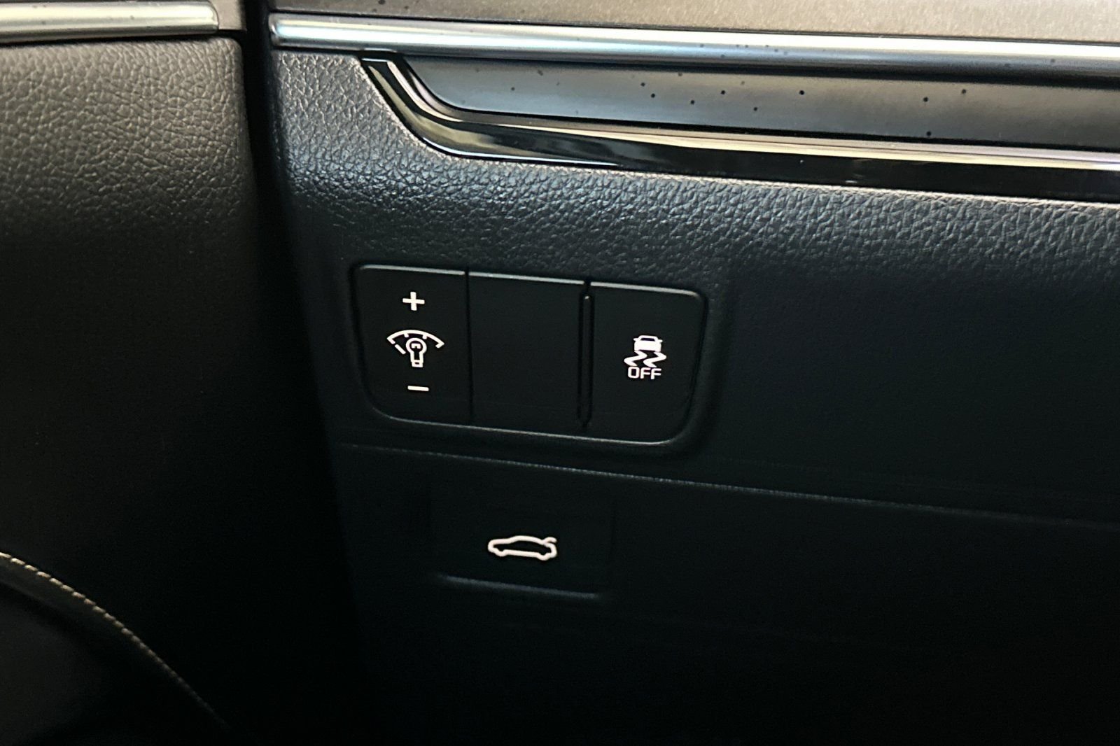 Used 2025 Gray Kia GT-Line image 29