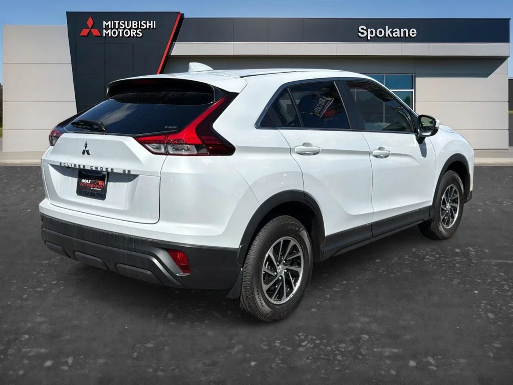 New 2026 White Diamond Mitsubishi ES image 7
