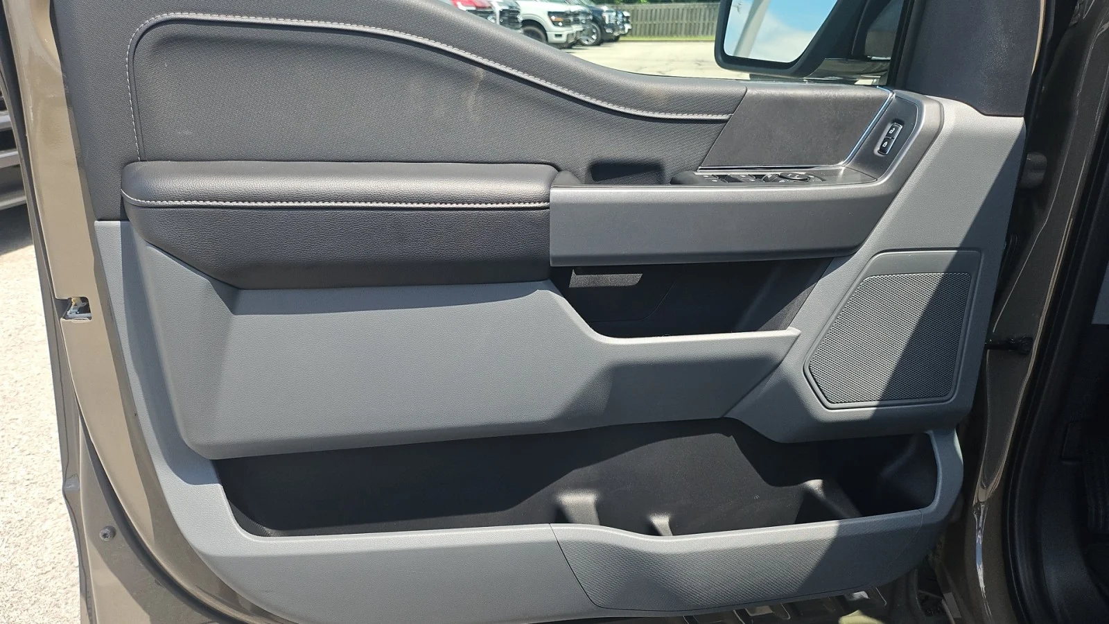 New 2026 Marsh Gray Ford XLT 4WD image 12