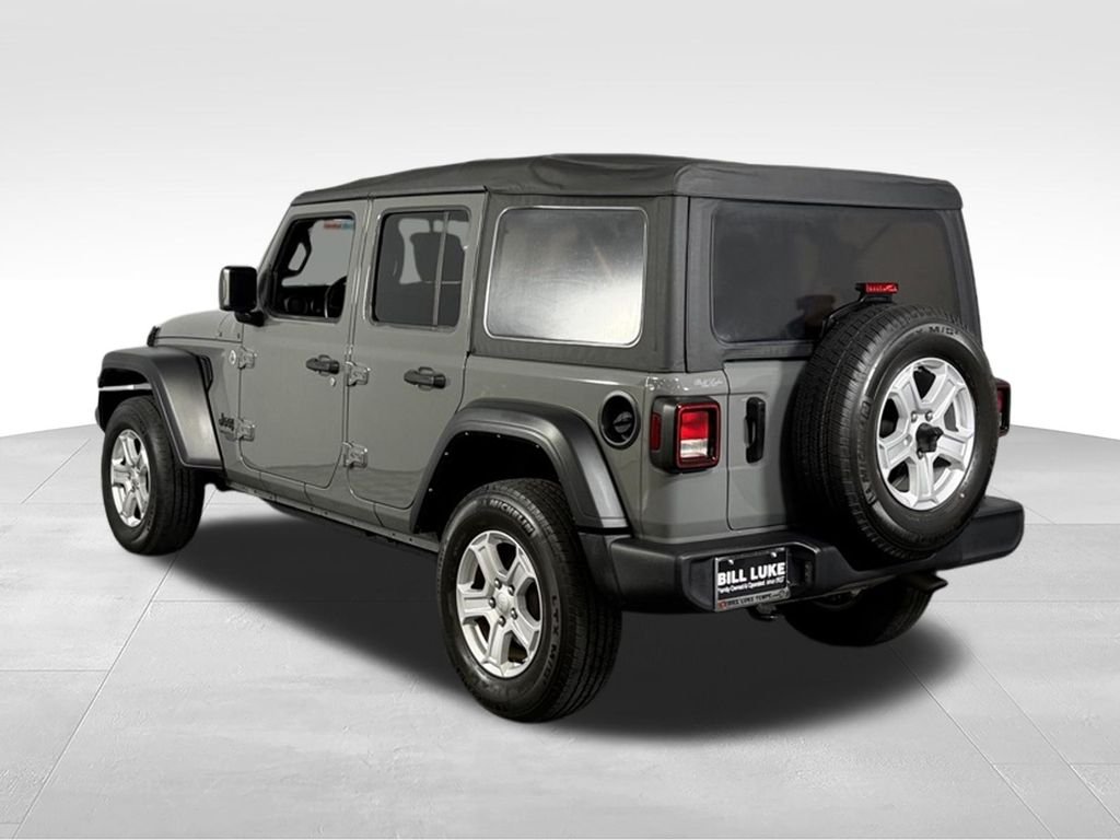 Used 2021 Gray Clearcoat Jeep Unlimited Sport S image 9