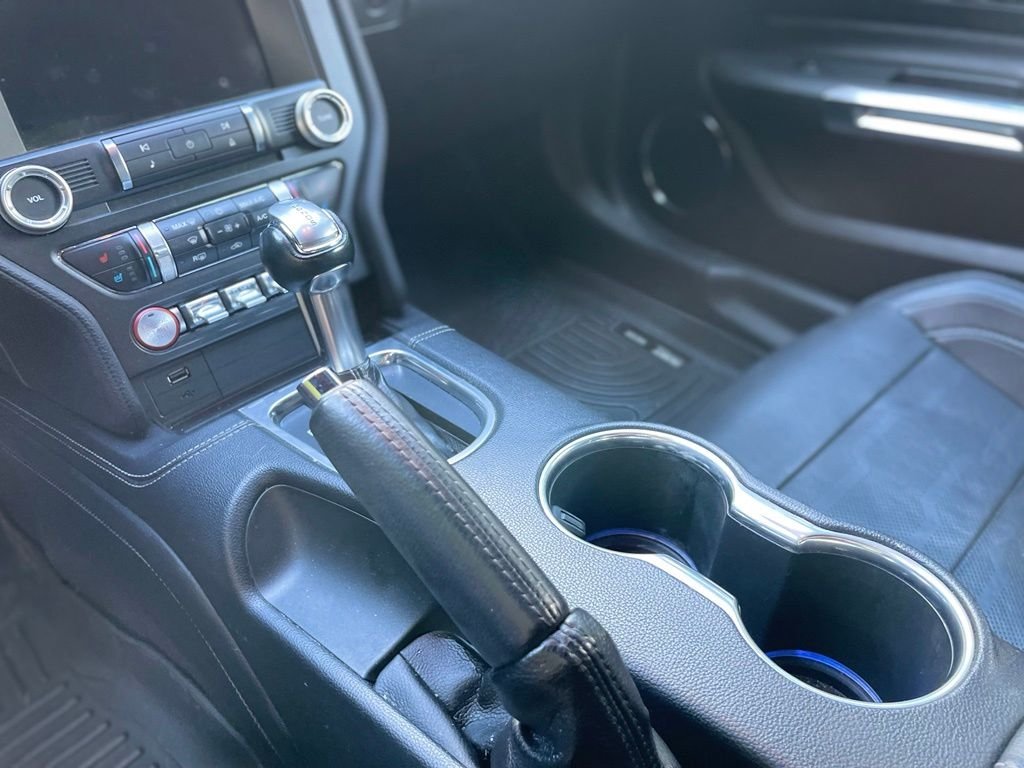 Used 2019 Blue Ford GT Premium image 15