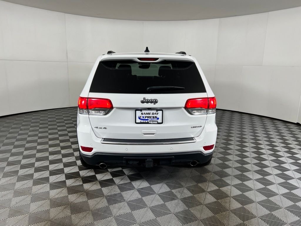 Used 2018 White Jeep Limited image 3