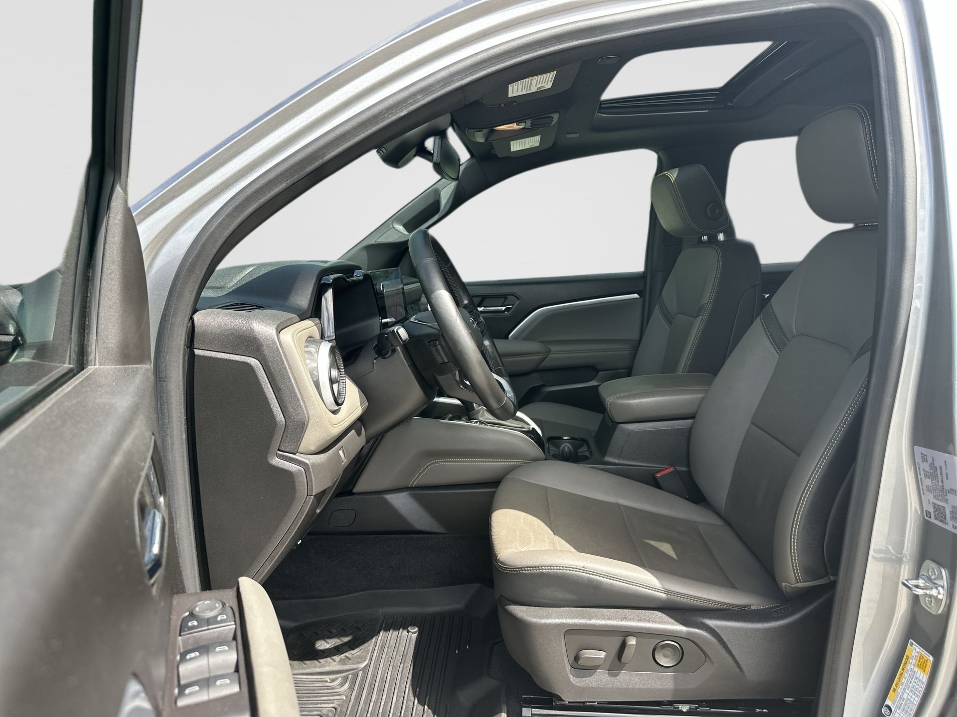 2024 Chevrolet Colorado ZR2 - Photo 20