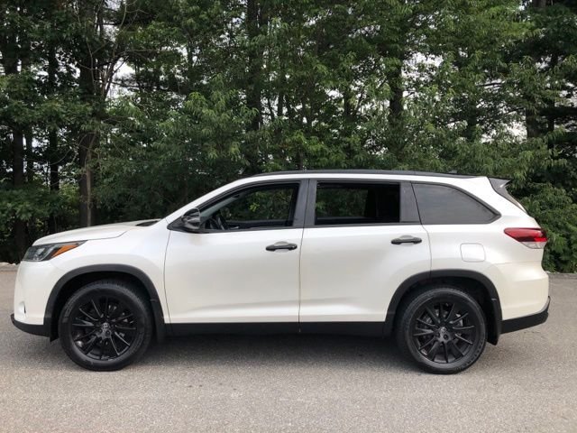 Used 2019 Blizzard Pearl Toyota SE image 8