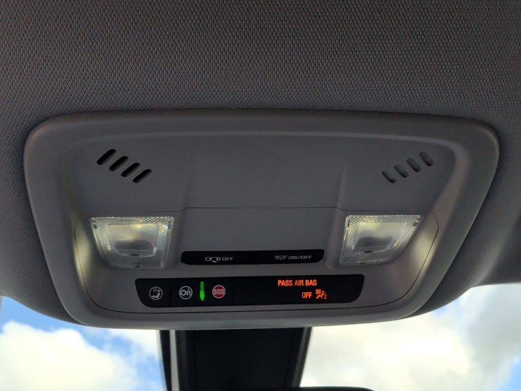 Used 2022 Gray Chevrolet LS image 21