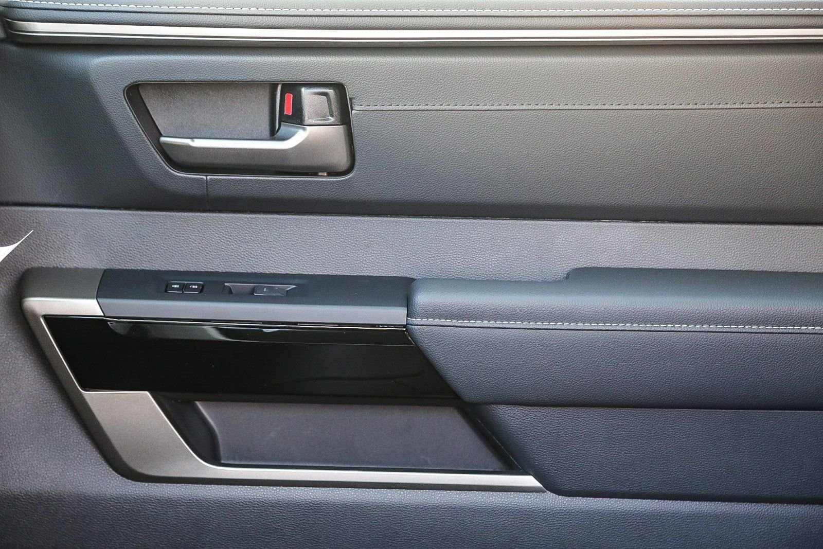2026 Toyota Tundra Limited - Photo 20