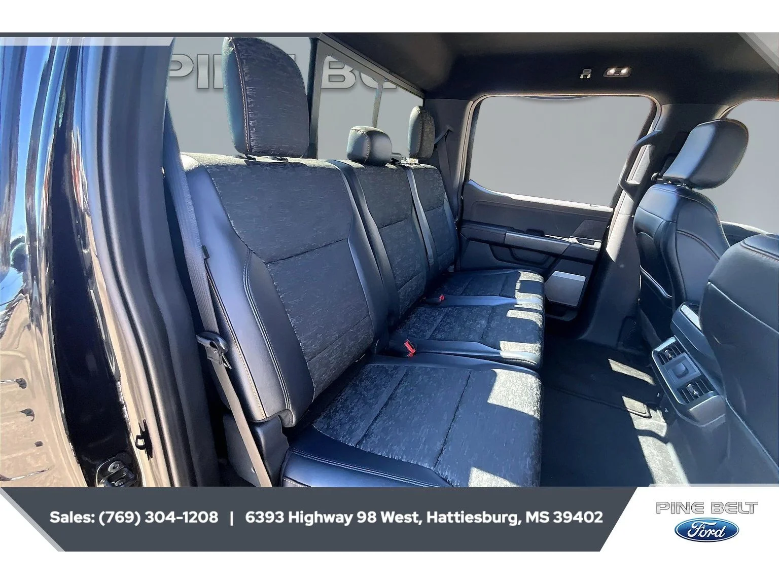 Used 2025 Agate Black Metallic Ford Tremor image 21