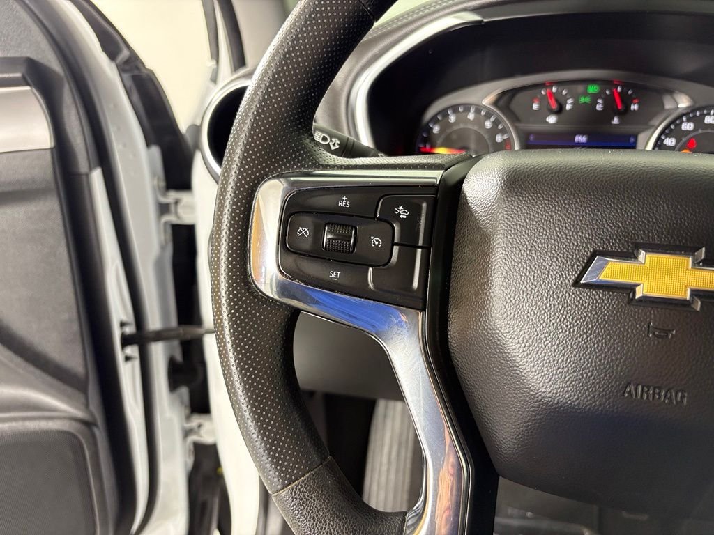 Used 2023 White Chevrolet LT image 22