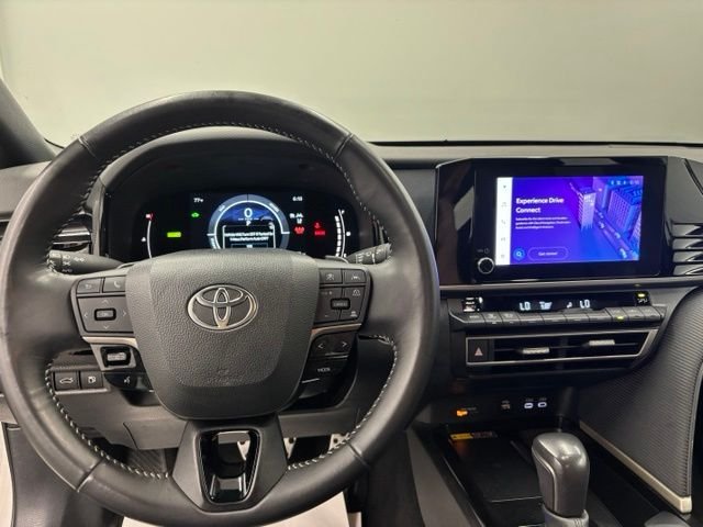 Used 2025 White Toyota SE image 15