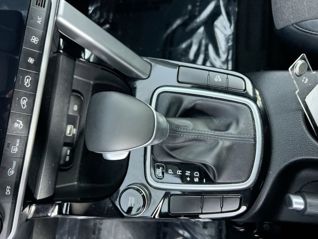 Used 2022 Gray Kia S image 18