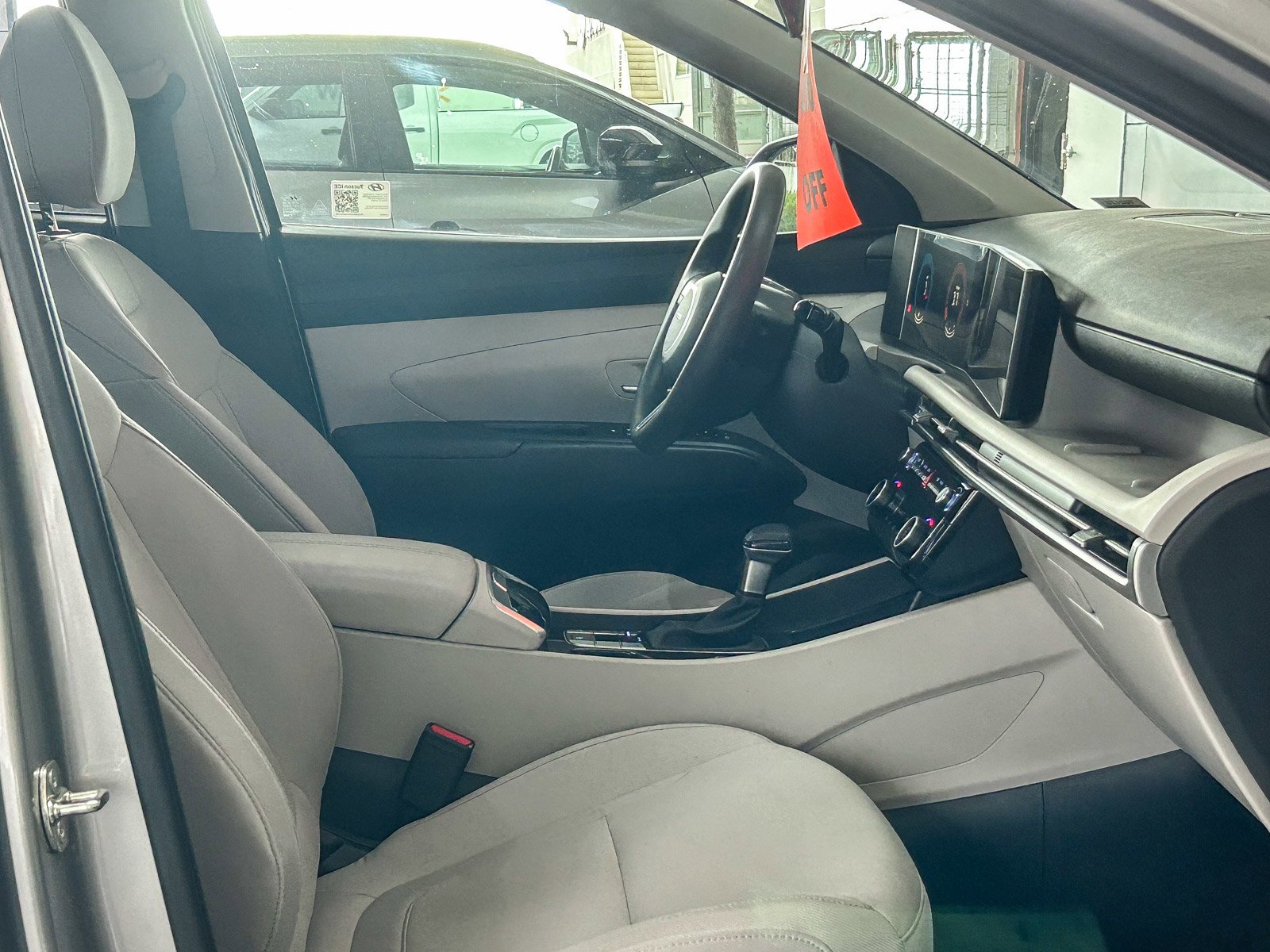 2025 Hyundai Tucson SEL - Photo 16