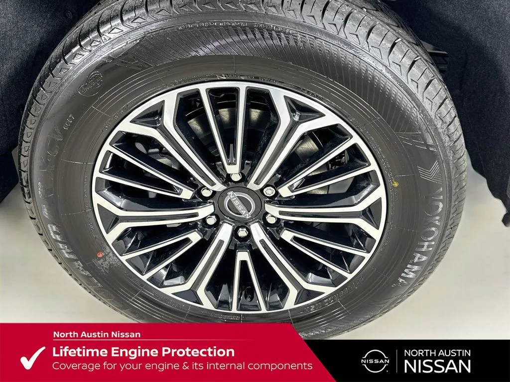 New 2026 Gray Nissan Platinum image 43